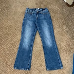 Womens Levi’s Curvy 529 boot cut jeans. Size 4.